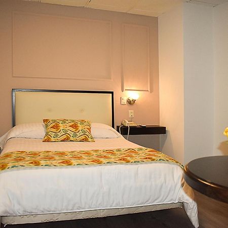 Hotel Italia Κουένκα Εξωτερικό φωτογραφία